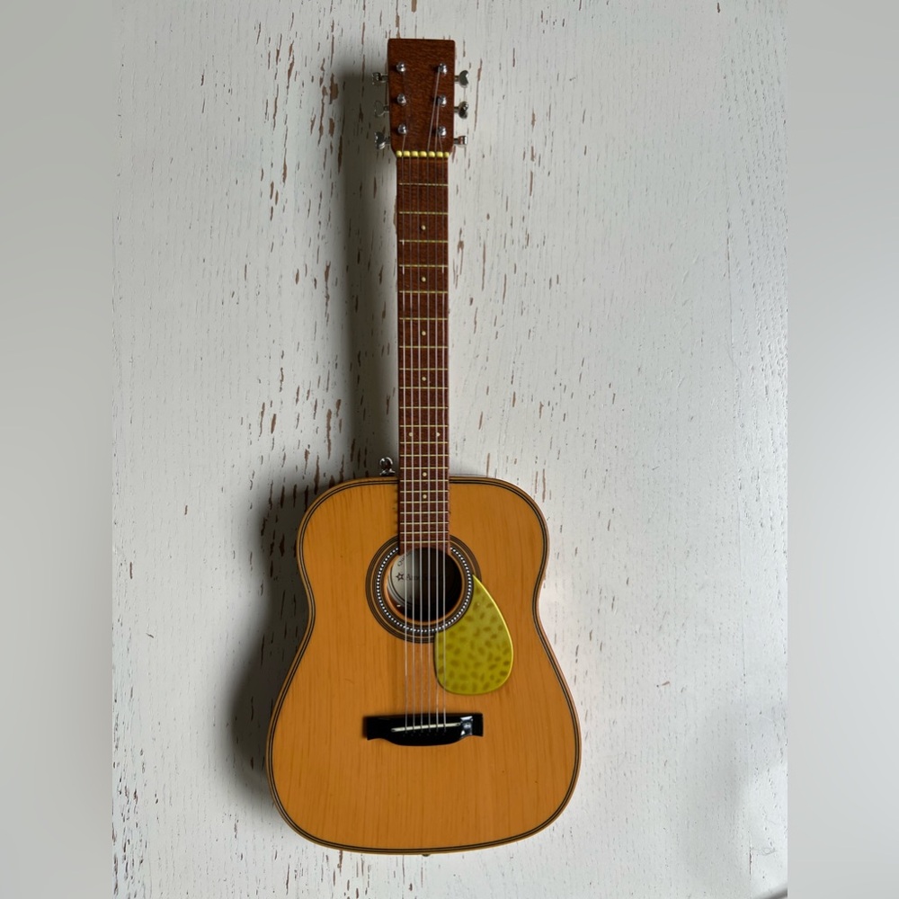 American Girl Acoustic Guitar for Dolls
